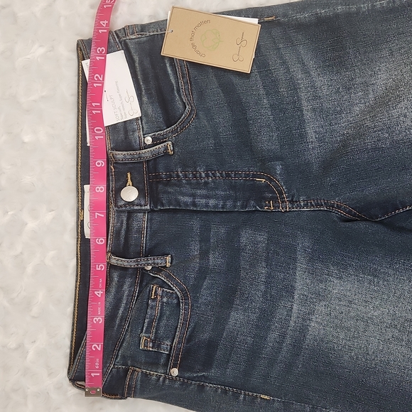 Jessica Simpson Ventura Bermuda shorts ongoing - Picture 7 of 15